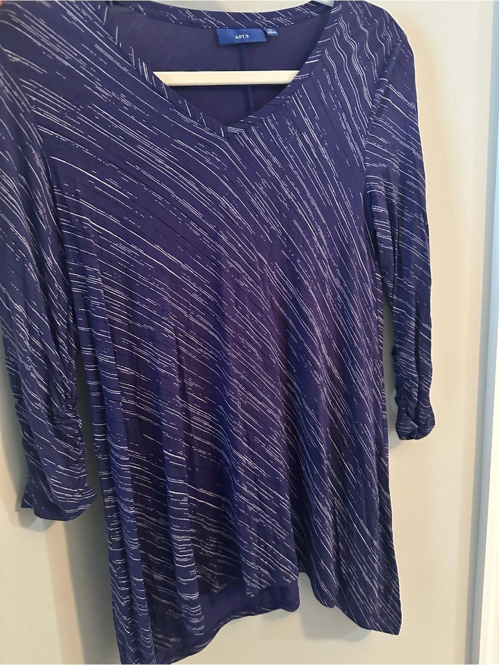 Apt. 9 Abstract Long Sleeve asymmetric Tunic 3/4 sleeve in Purple